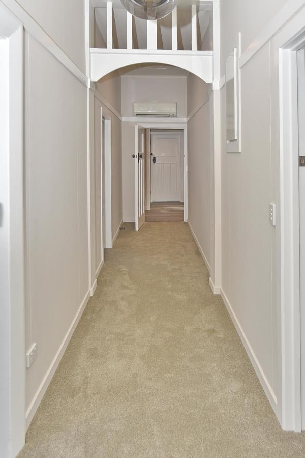 Albemarle Villa - Christchurch Holiday Homes ภายนอก รูปภาพ