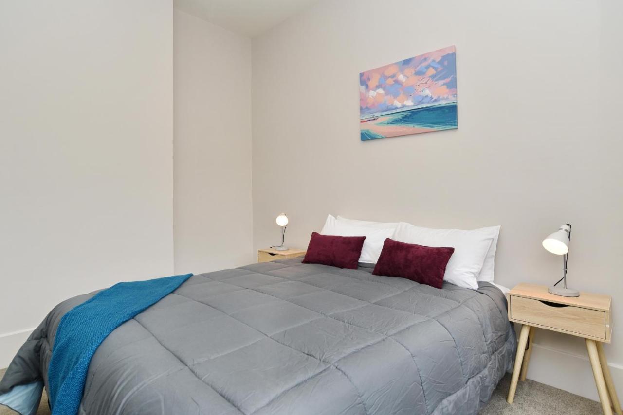 Albemarle Villa - Christchurch Holiday Homes ภายนอก รูปภาพ