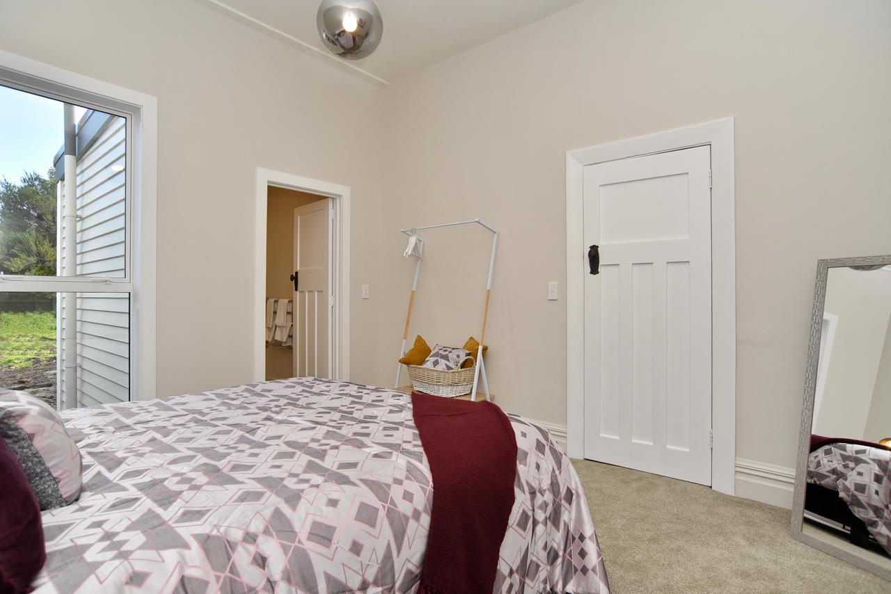 Albemarle Villa - Christchurch Holiday Homes ภายนอก รูปภาพ