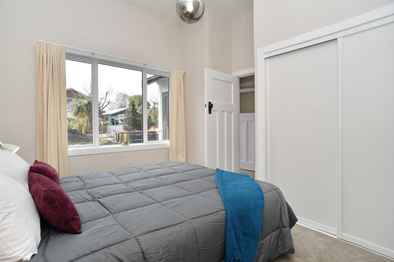 Albemarle Villa - Christchurch Holiday Homes ภายนอก รูปภาพ